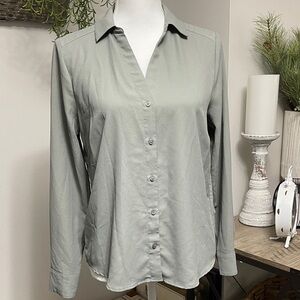 H&M Women's Button-Down Shirt in Light Gray
